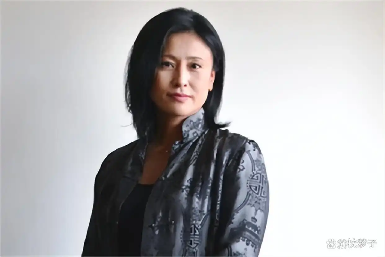 受成龙影响的日本女演员大岛由加利：她的人生故事